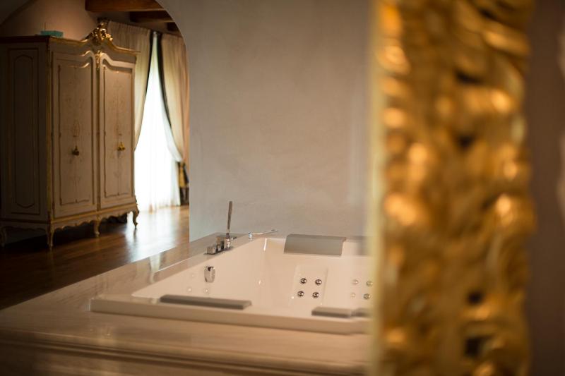 Relais La Corte dei Papi - image 30