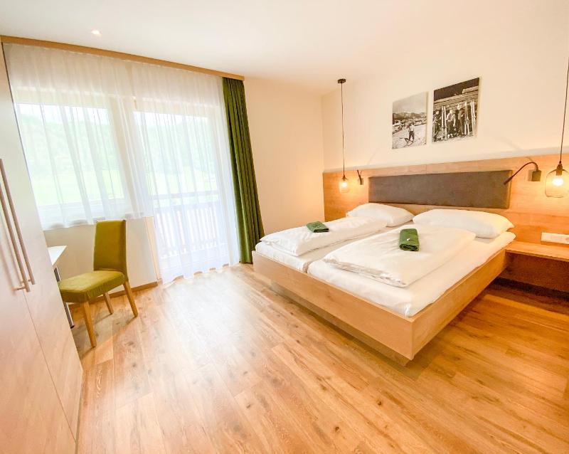 Hotel Starchlhof - image 25