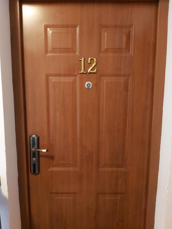 One-Bedroom Apartment image 1