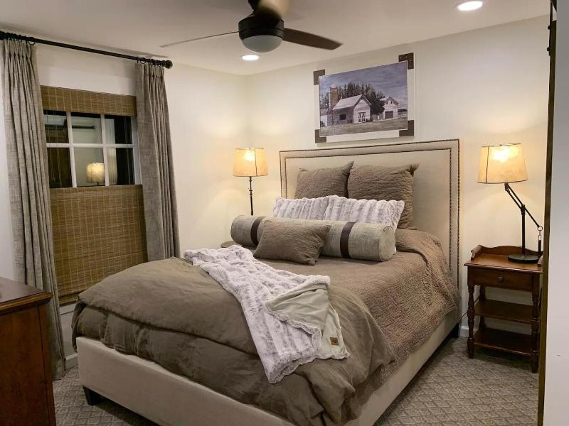 Two-Bedroom House image 2