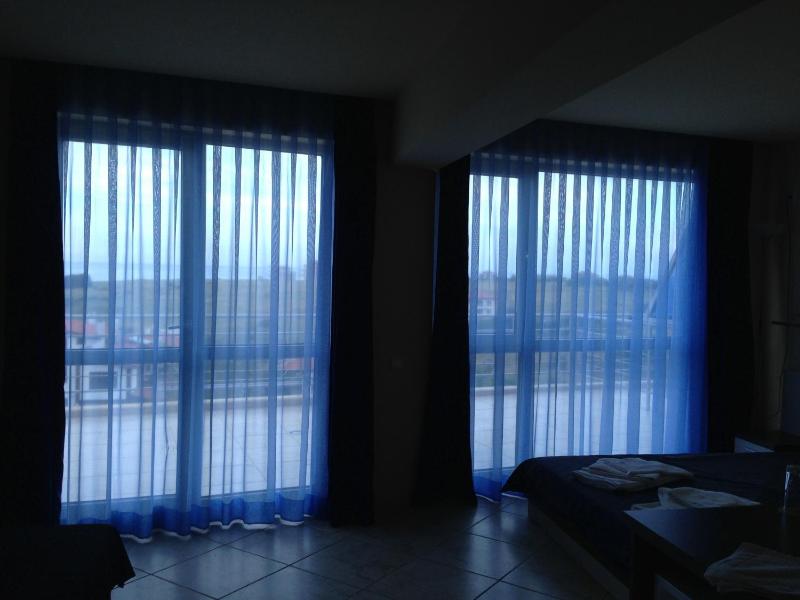 Family Room (2 Adults + 2 Children) with Sea View image 4