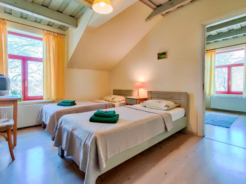 Quadruple Room image 2