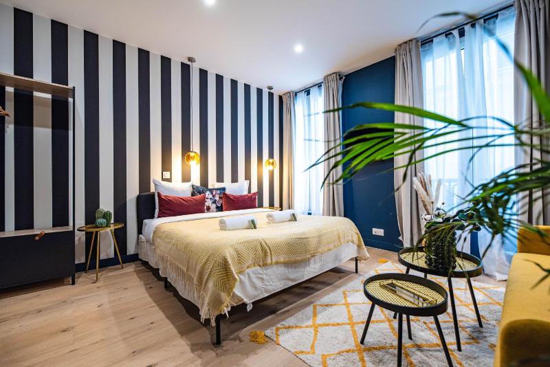 Deluxe Apartment image 3