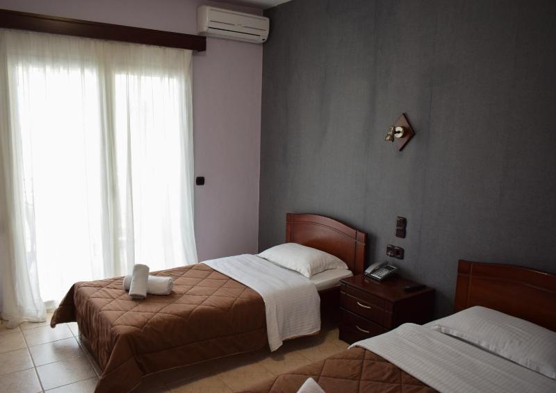 Single Room image 3