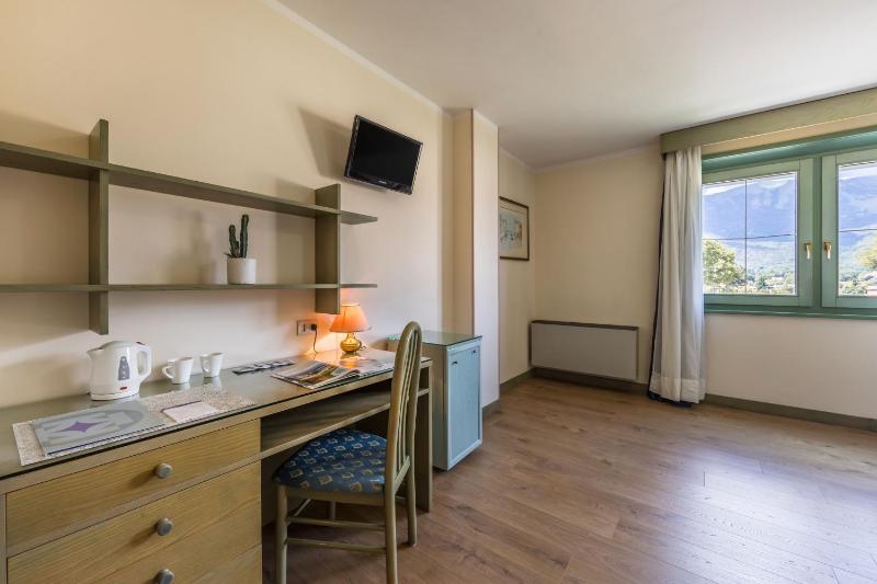 Triple Room image 3
