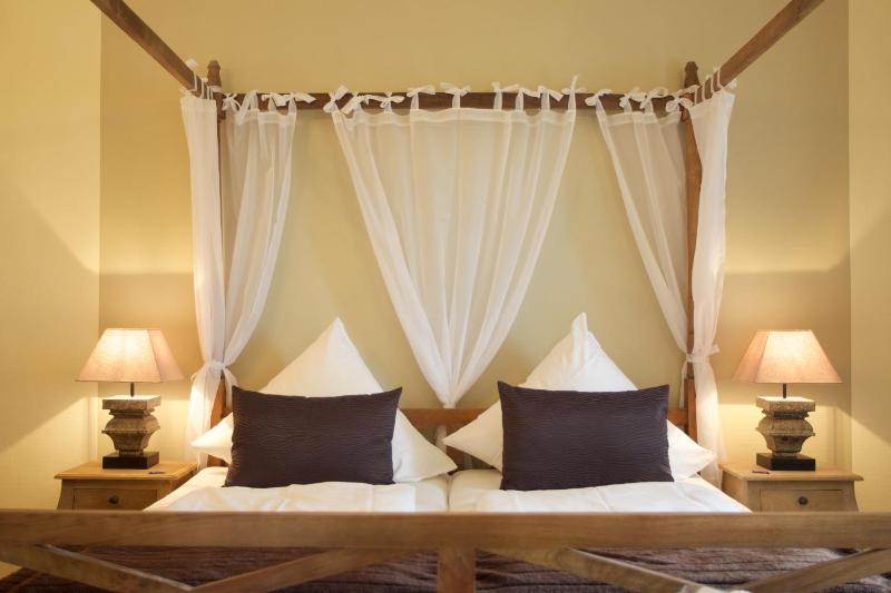 Deluxe Double Room image 4