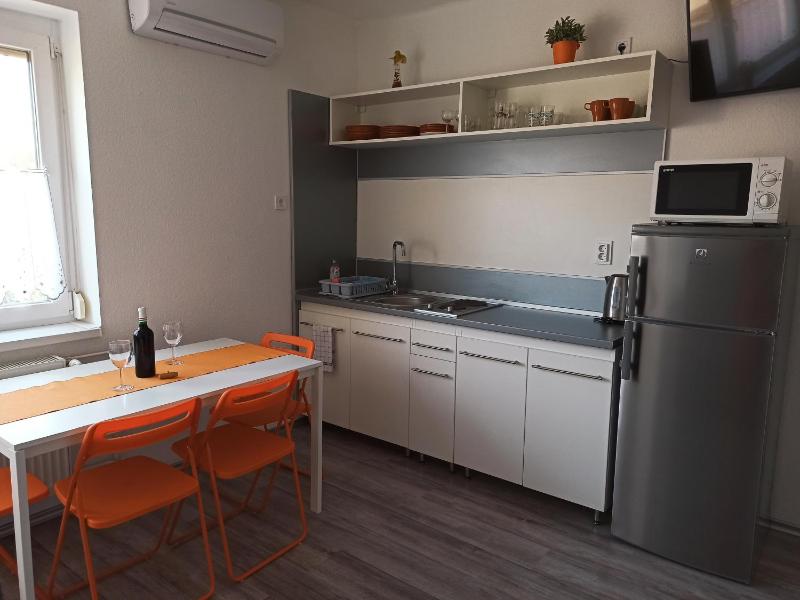 Two-Bedroom Apartment image 4