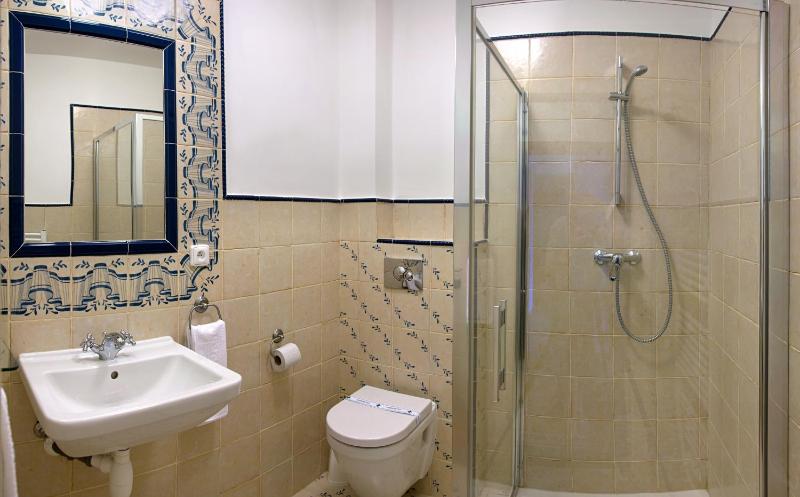 Grand Deluxe Double Room image 2