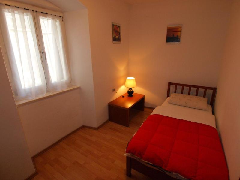 Two-Bedroom Apartment (3 Adults) at Matosica Street image 2