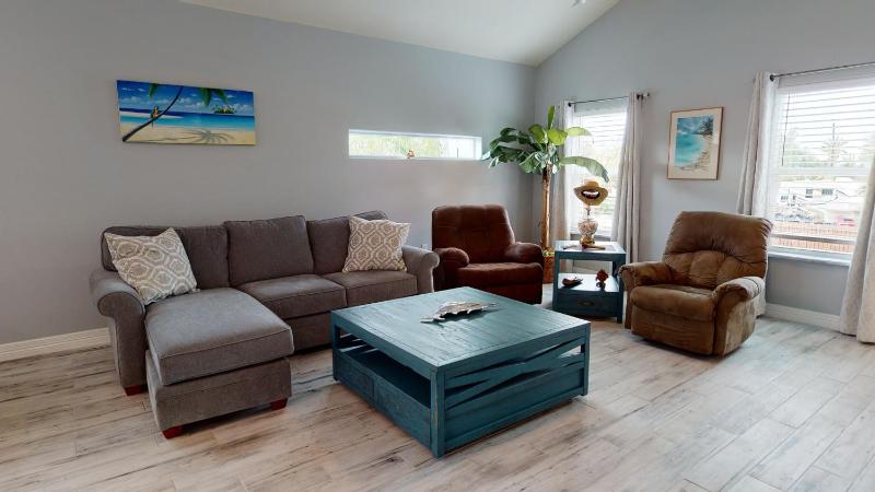 Three-Bedroom House image 1