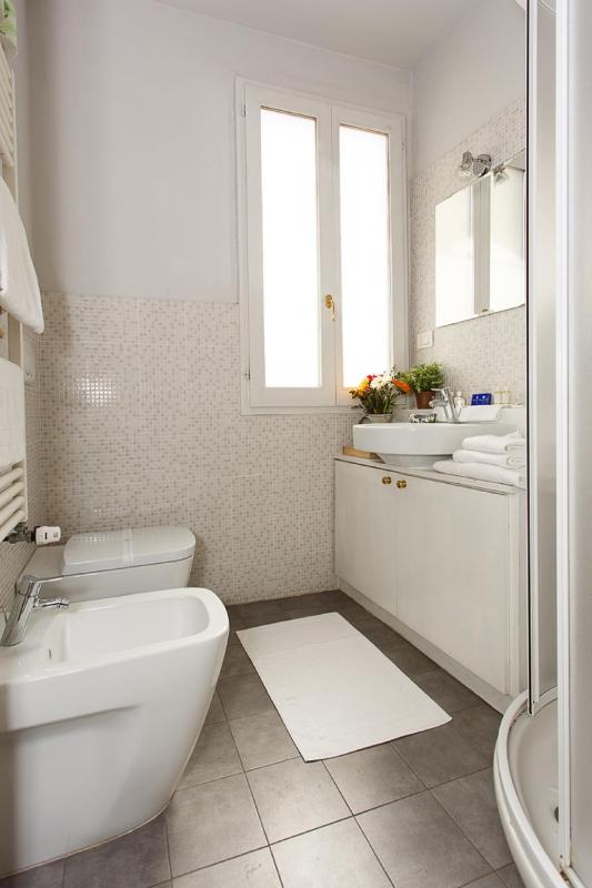 Four-Bedroom Apartment - Via Ghibellina 69 image 2
