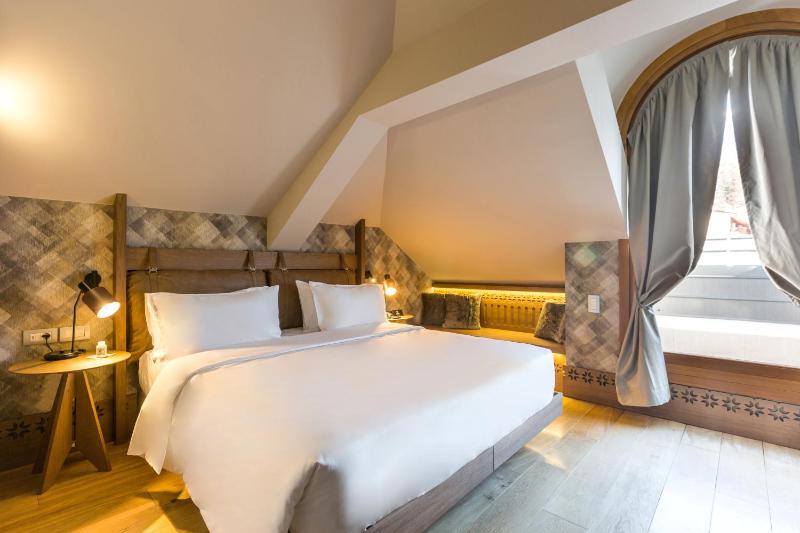Royal Suite Savoia with View And Terrace image 1