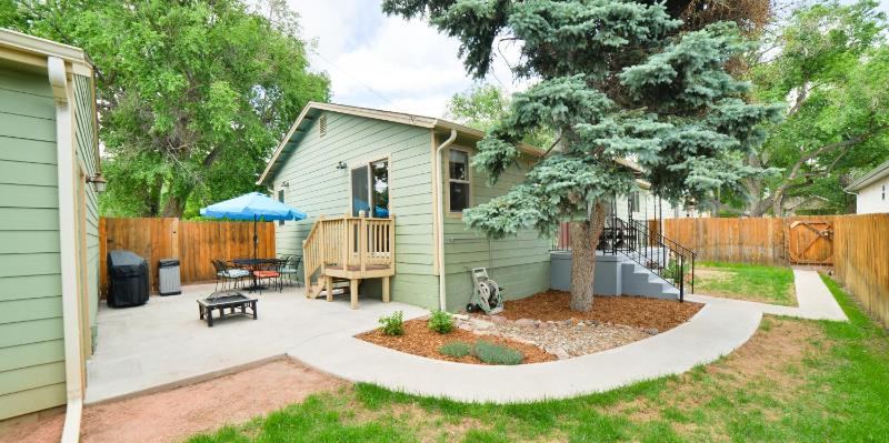Two-Bedroom House image 4