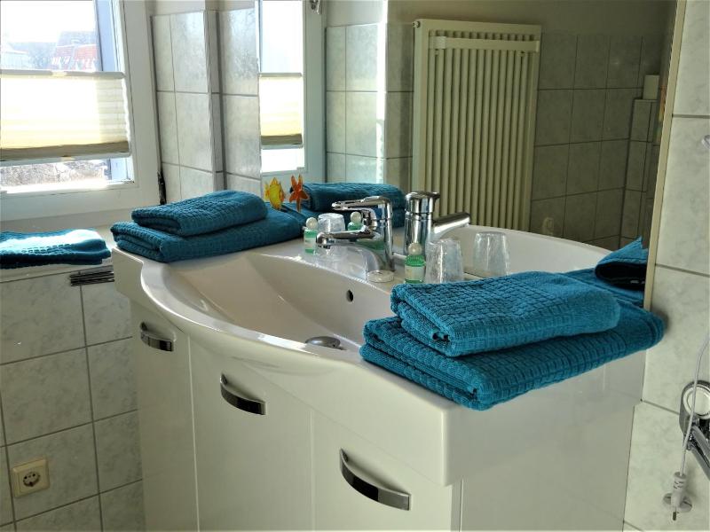 Quadruple Room image 4