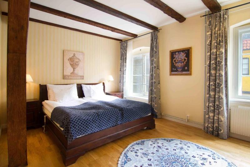 Deluxe Double Room image 3