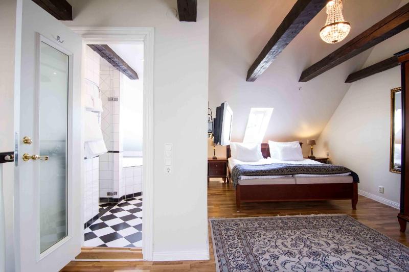 Mini Suite image 2