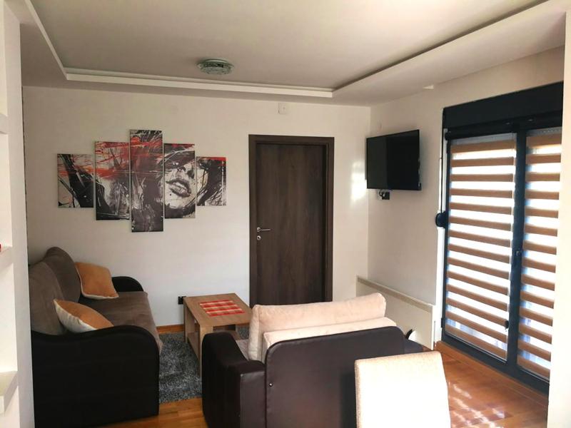 Apartment with Terrace image 2