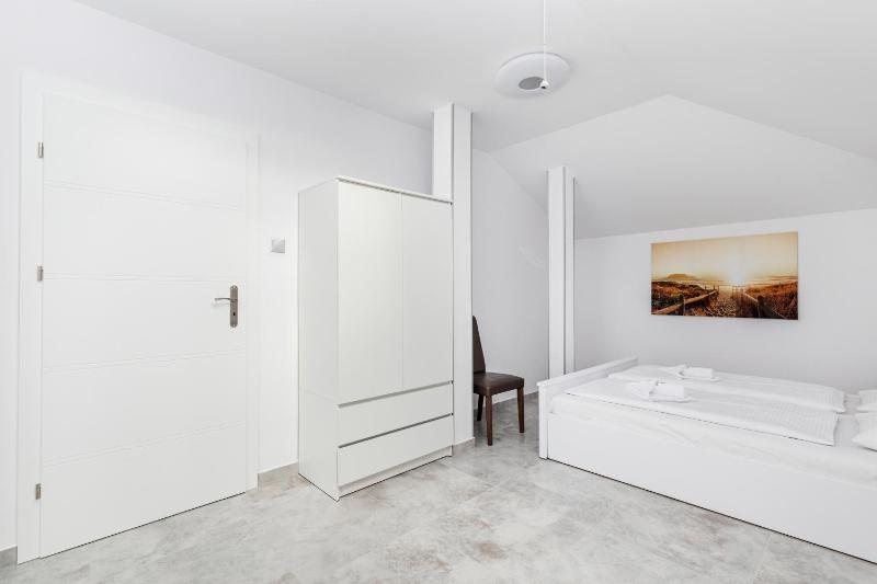 Penthouse Baltic Park by Noclegi Renters - image 6