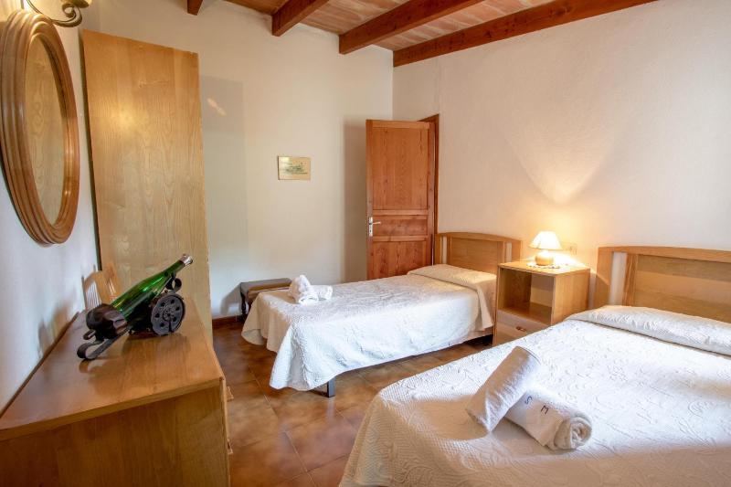 Four-Bedroom House image 4