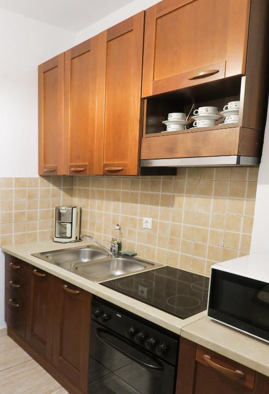 Kallisti Apartments - image 19