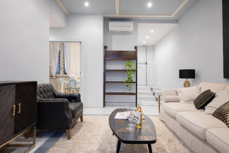Divo Apartments - Spanish Steps - image 10