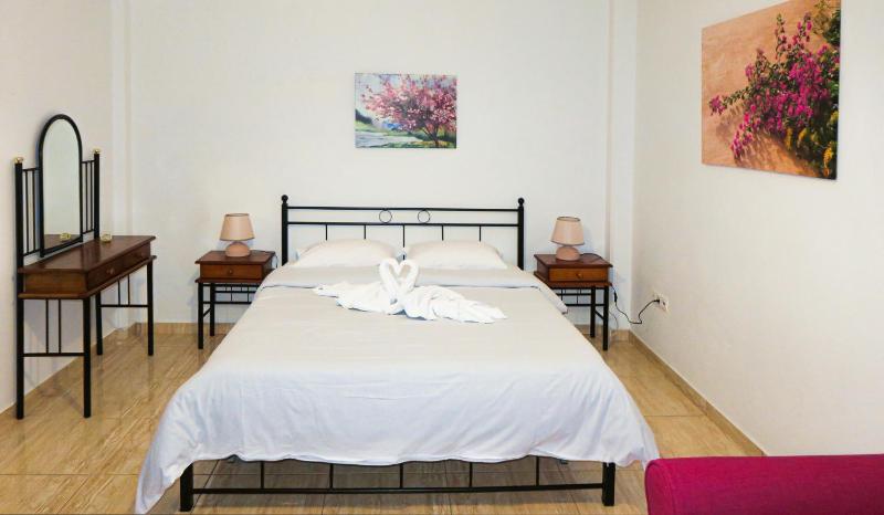 Kallisti Apartments - image 2