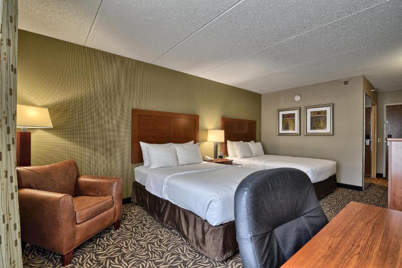 Double Room with Two Double Beds - Non-Smoking image 4