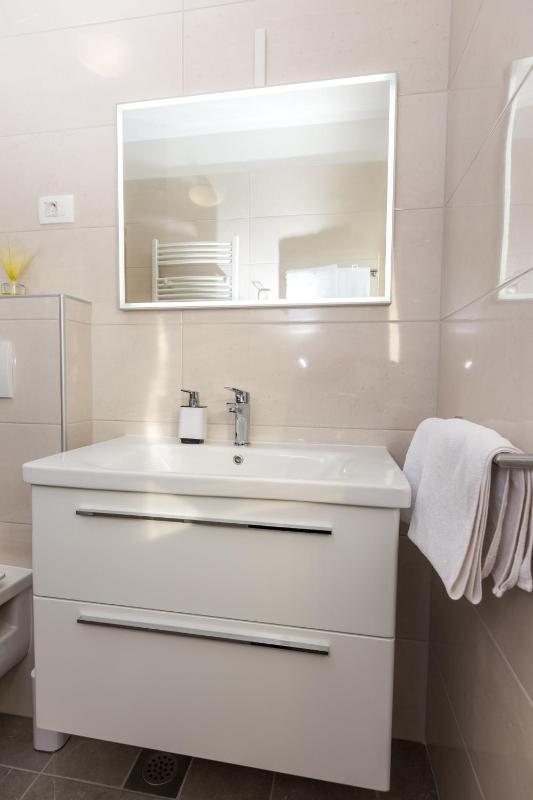 Two-Bedroom Apartment with Balcony image 4