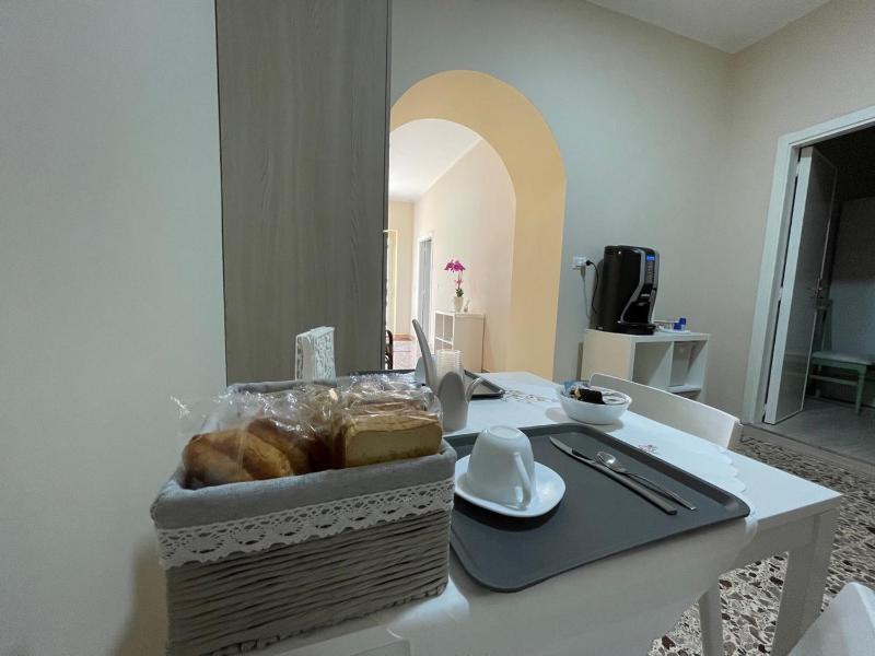 King Room - Disability Access image 2