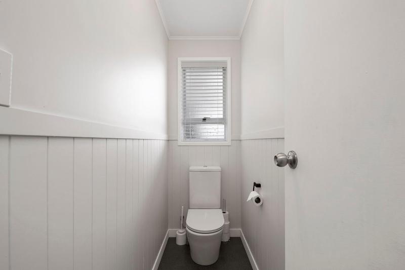 Relax at Richmond Heights - image 7
