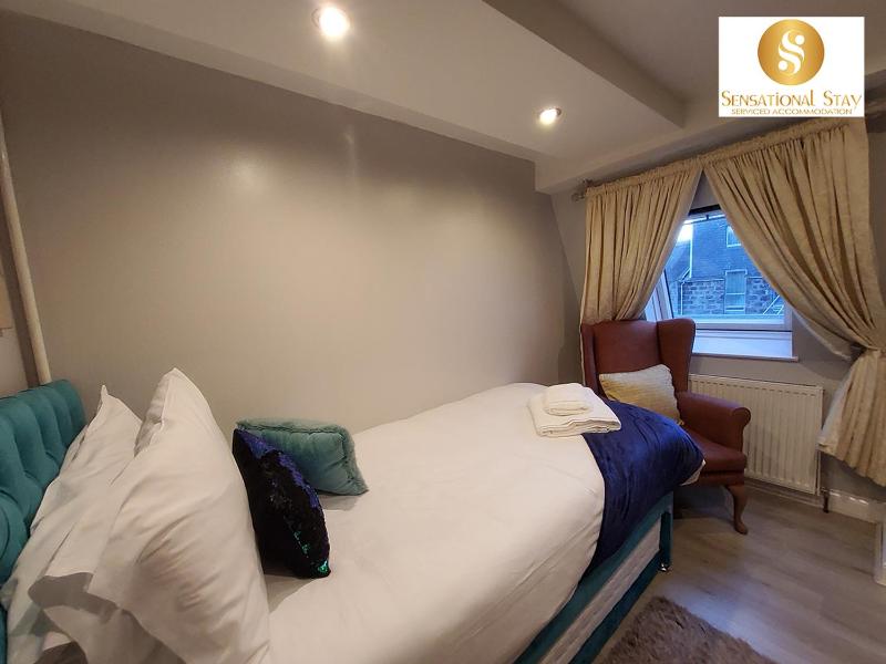 Three-Bedroom Apartment image 4