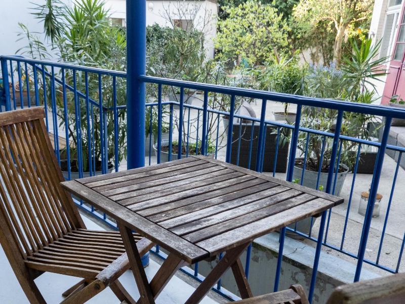 Two-Bedroom Apartment with Terrace and Garden View image 3