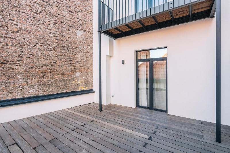 One-Bedroom Apartment with Terrace image 2