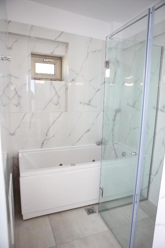 Deluxe Double or Twin Room with Sea View image 1