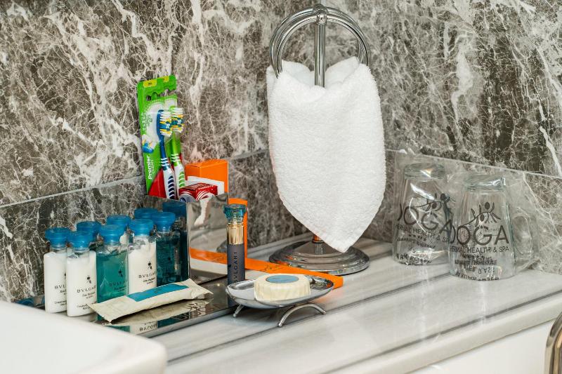 King Suite image 2