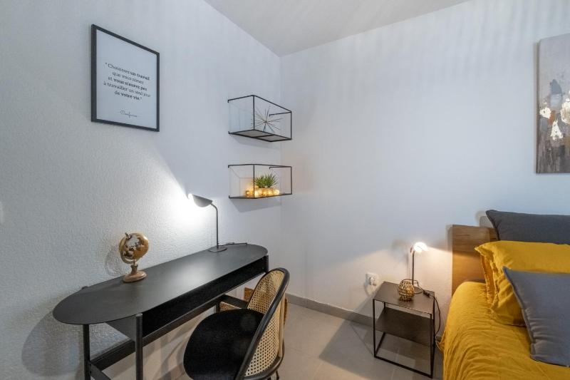 Apartment with Balcony image 2