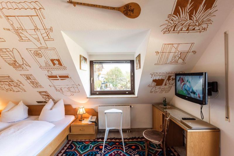 Large Double Room - Albanien image 1