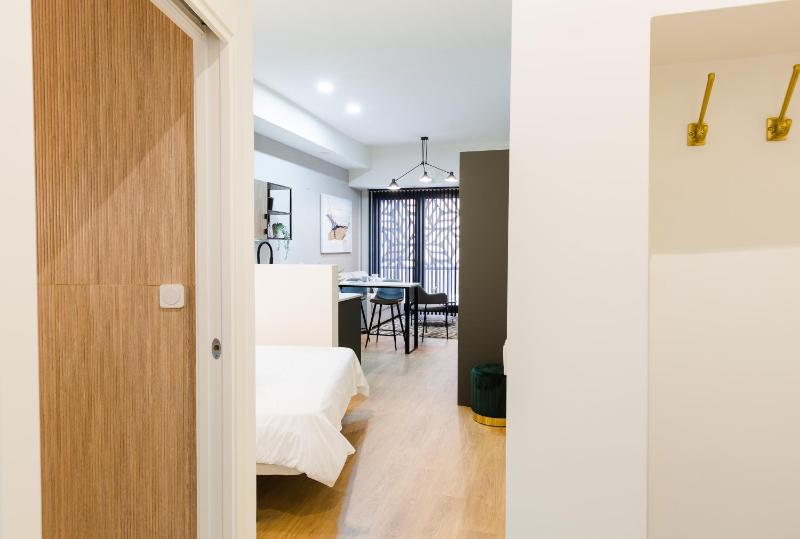 Apartment image 3