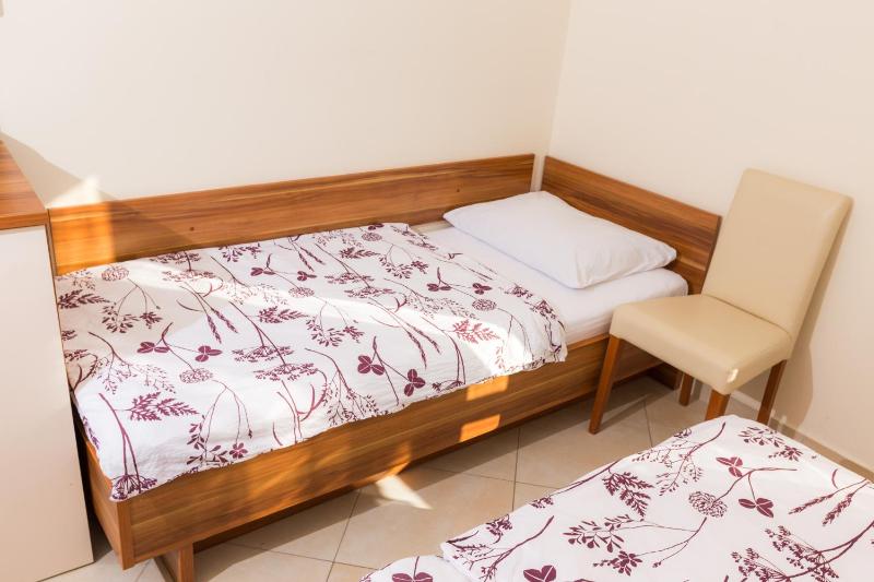Triple Room image 3