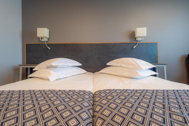 Comfort Double or Twin Room image 4