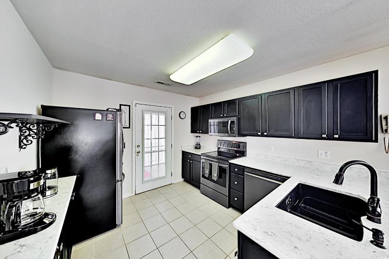 Three-Bedroom House image 2