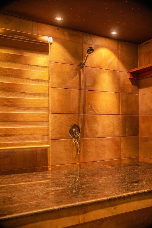 Lifestyle18 Hotel and Shortlet Apartments - image 10