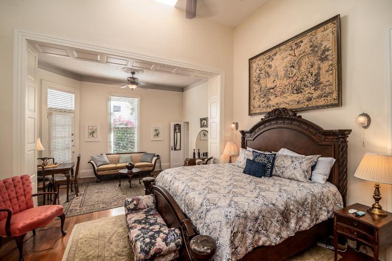 The Blenman Inn - image 40