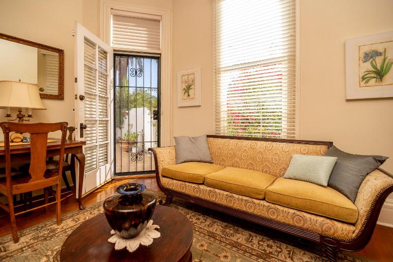 Deluxe Double Room image 4