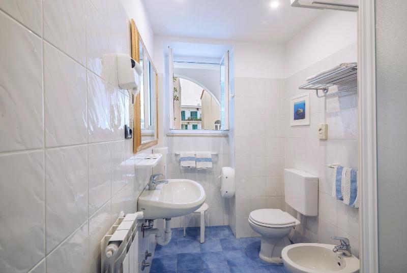 Triple Room image 2