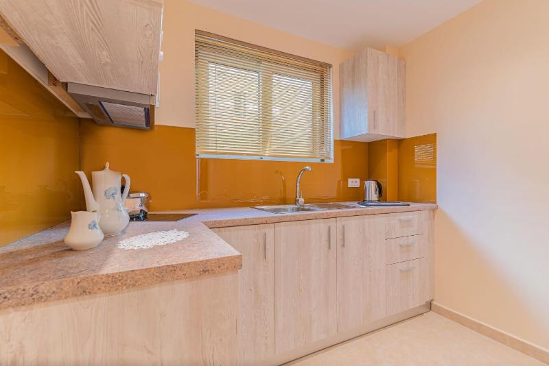 CHRISTA APARTMENTS - image 30