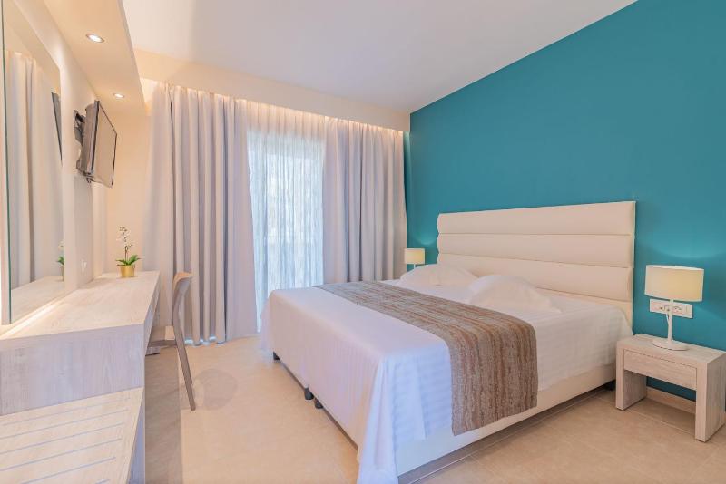 CHRISTA APARTMENTS - image 8