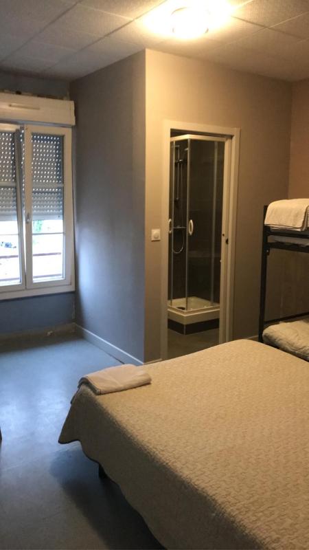 Double or Twin Room with Private Bathroom image 2
