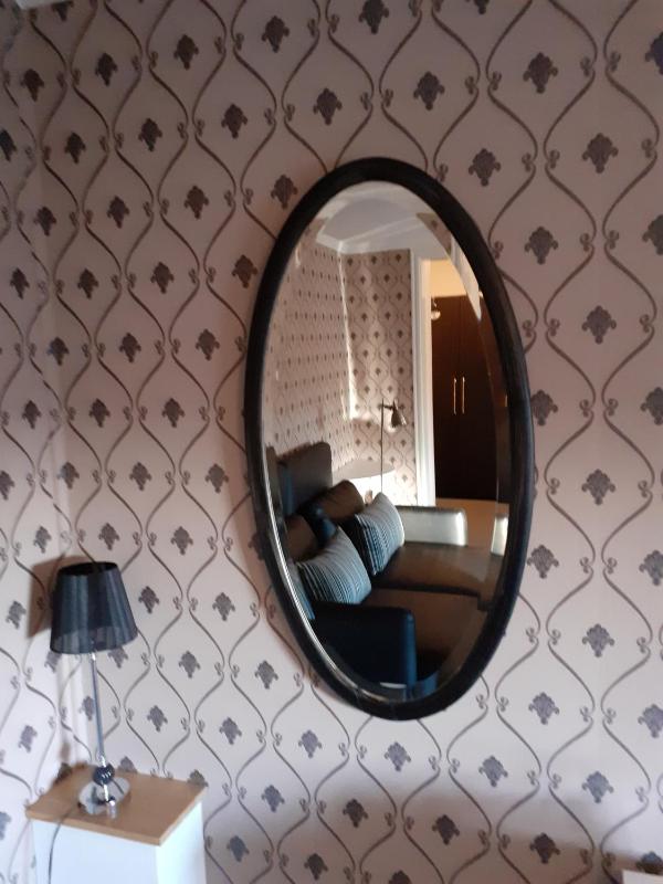 Family Room image 2