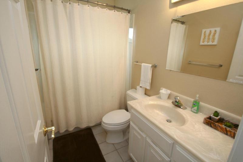 Four-Bedroom House image 3